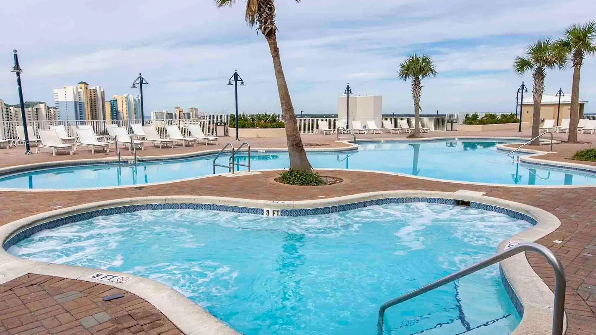 Apartment Laketown Wharf Panama City Beach